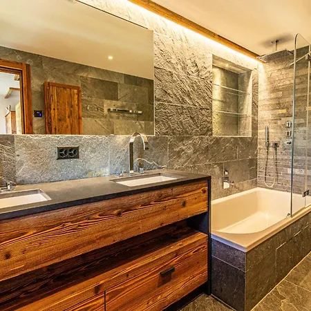 Wooden Pearl - Ultimate Luxury & Privacy! * Saas Fee