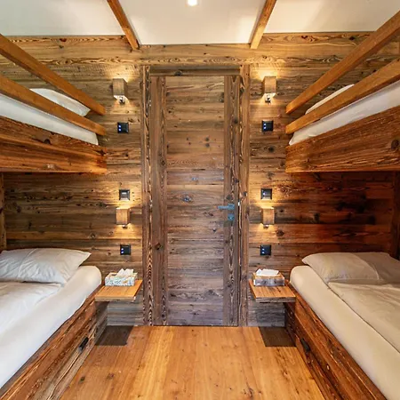 Wooden Pearl - Ultimate Luxury & Privacy! Vila