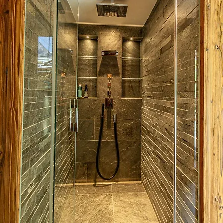 Wooden Pearl - Ultimate Luxury & Privacy! Saas Fee