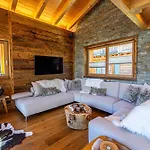 Wooden Pearl - Ultimate Luxury & Privacy!